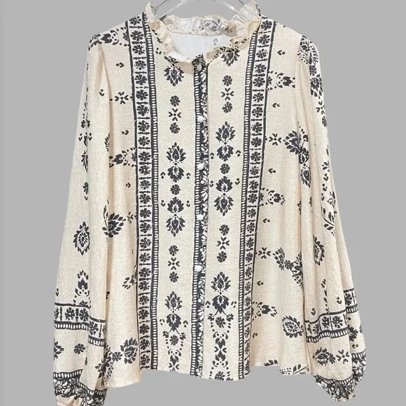 Boho Floral Long Sleeve Blouse in Cream - Picture 2 of 8